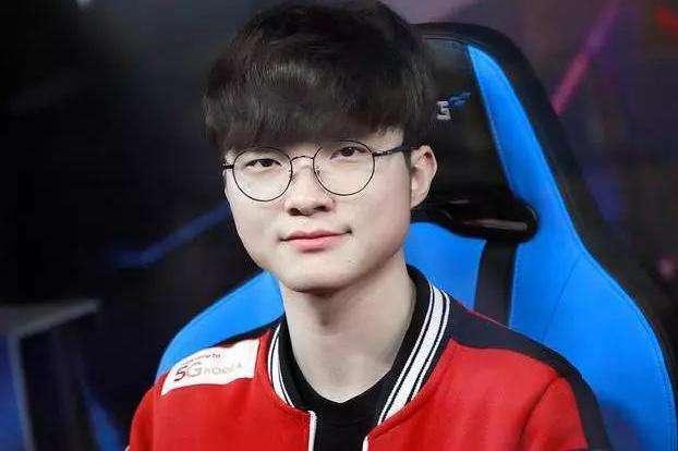 包容的 包容的